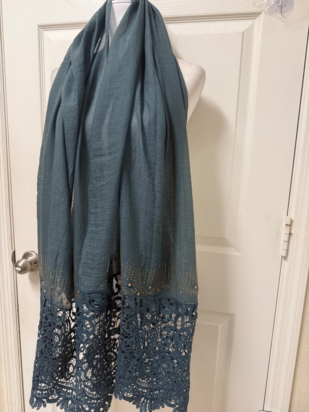 Brand New Teal green with stone Crochet Trim Lightweight Scarf
